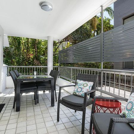 Saks On Hastings Aparthotel Noosa Heads Buitenkant foto