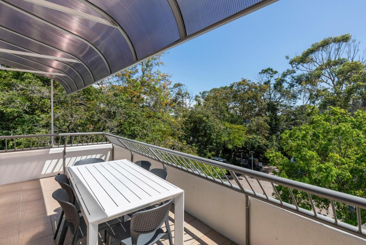 Saks On Hastings Aparthotel Noosa Heads Buitenkant foto