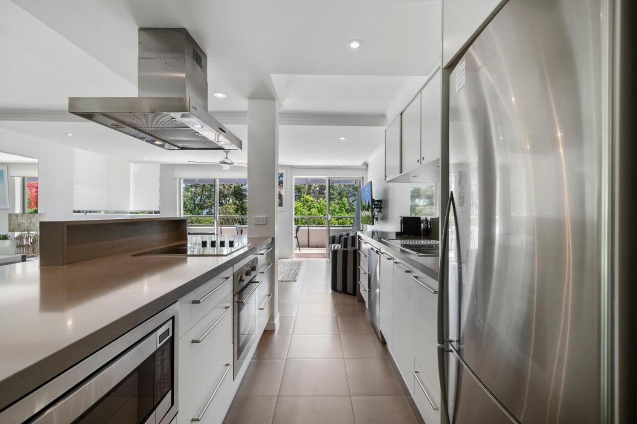 Saks On Hastings Aparthotel Noosa Heads Buitenkant foto