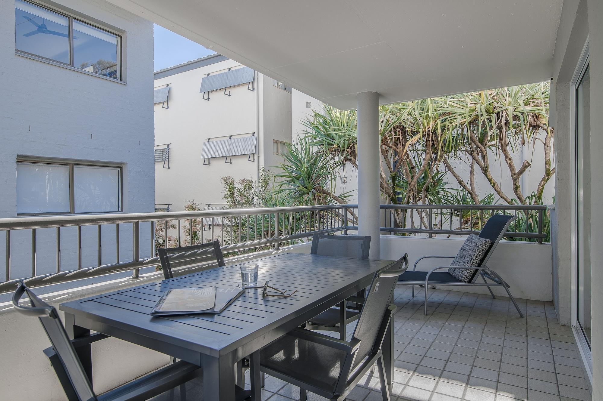 Saks On Hastings Aparthotel Noosa Heads Buitenkant foto