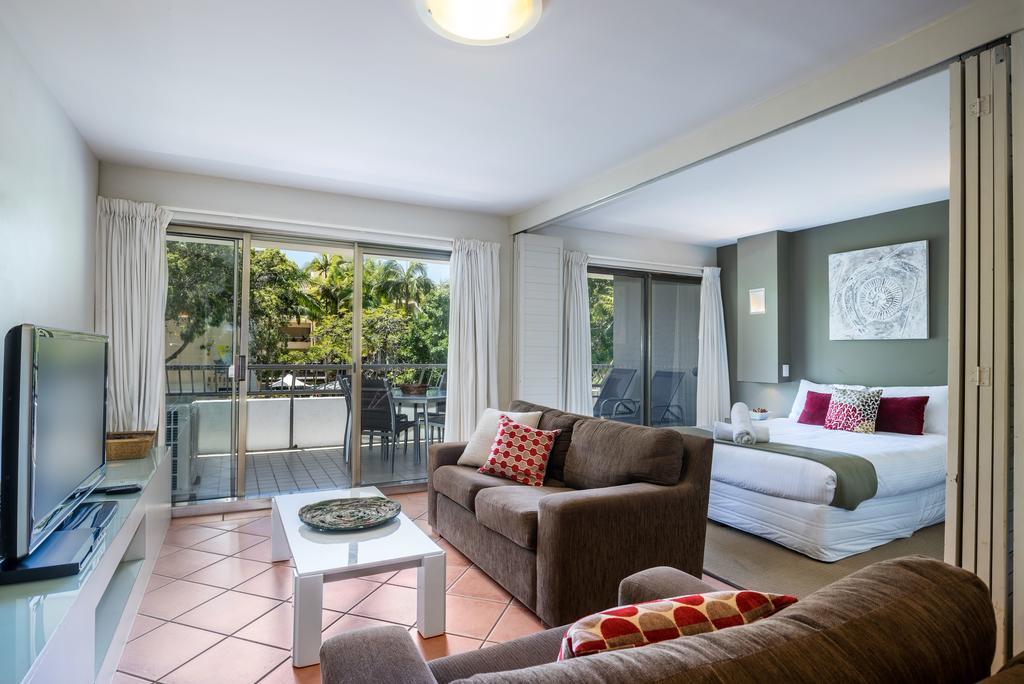 Saks On Hastings Aparthotel Noosa Heads Buitenkant foto