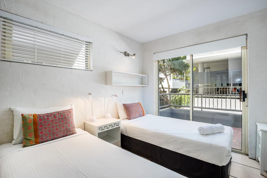 Saks On Hastings Aparthotel Noosa Heads Buitenkant foto
