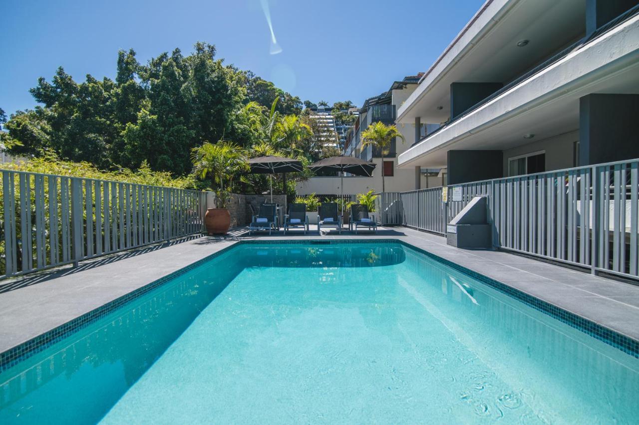 Saks On Hastings Aparthotel Noosa Heads Buitenkant foto